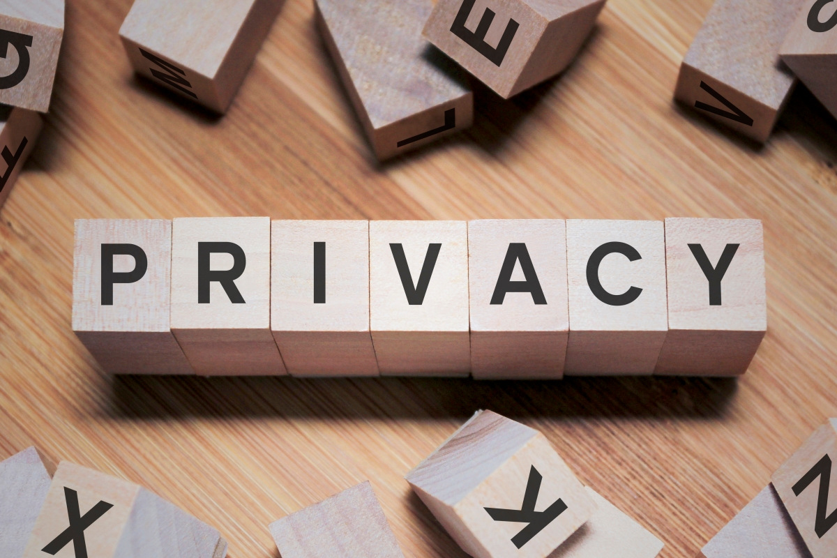 Icon Privacy Datenschutz, Buchstaben auf Würfeln